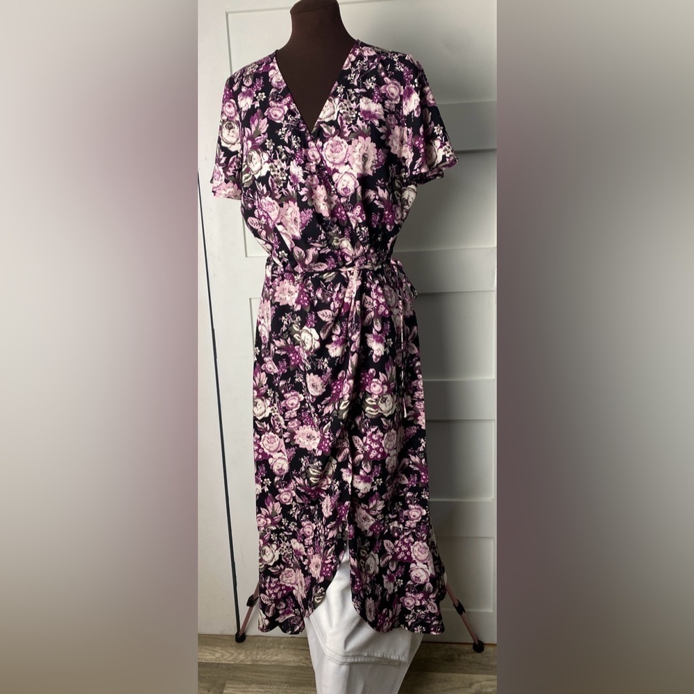 Free Press Black & Pink Floral Wrap Dress Size Large - Picture 3 of 14